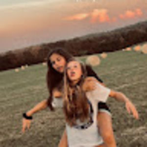 Meet your Posher, Josie